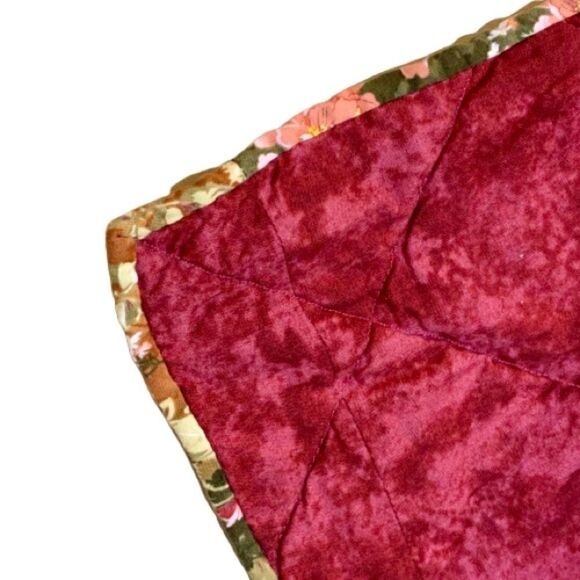 Handmade NWT floral lap quilt pink, burgundy and green size 52” X 41” - Picture 5 of 11